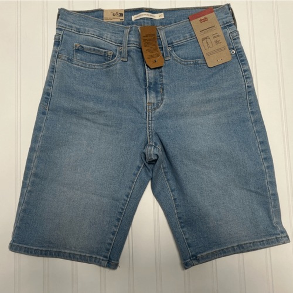 Levi's Shaping Bermuda‎ Shorts- Size 27